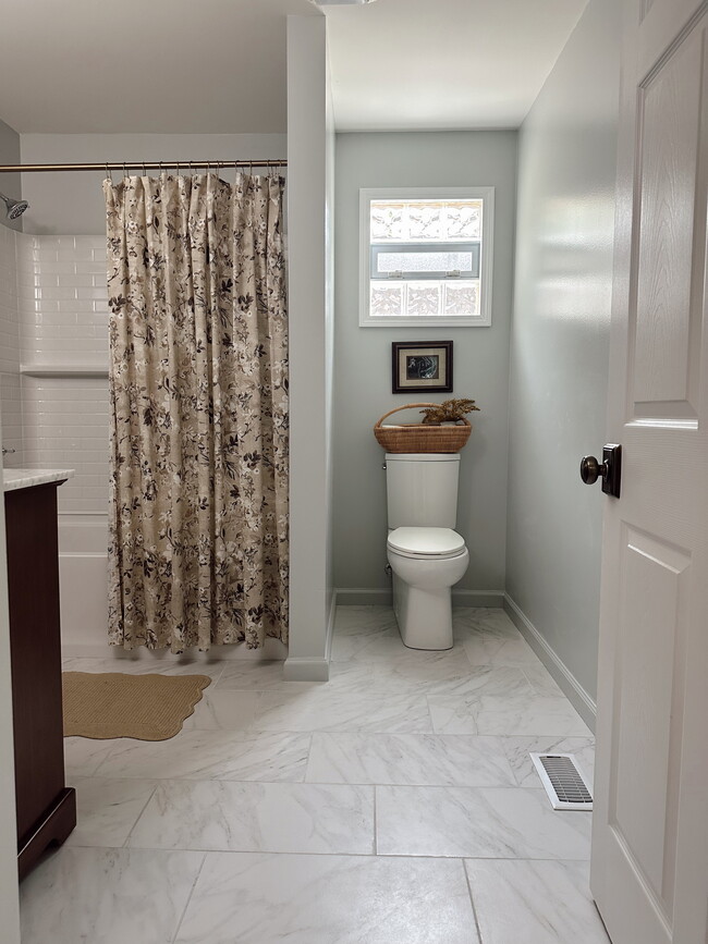 property at 1729 Fair Dr