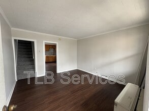 139 Sand St in Dunmore, PA - Building Photo - Building Photo