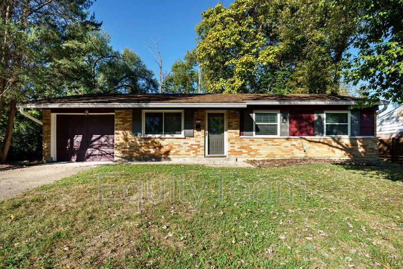 9609 Helmsley Way in Cincinnati, OH - Building Photo
