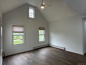 959 Montauk Hwy in Oakdale, NY - Building Photo - Building Photo