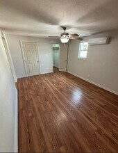 5520 Menard Ave in Galveston, TX - Building Photo - Building Photo