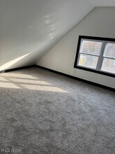 12001 Oakview Ave in Cleveland, OH - Foto de edificio - Building Photo