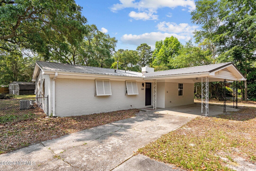 5402 Autumn Dr in Wilmington, NC - Building Photo