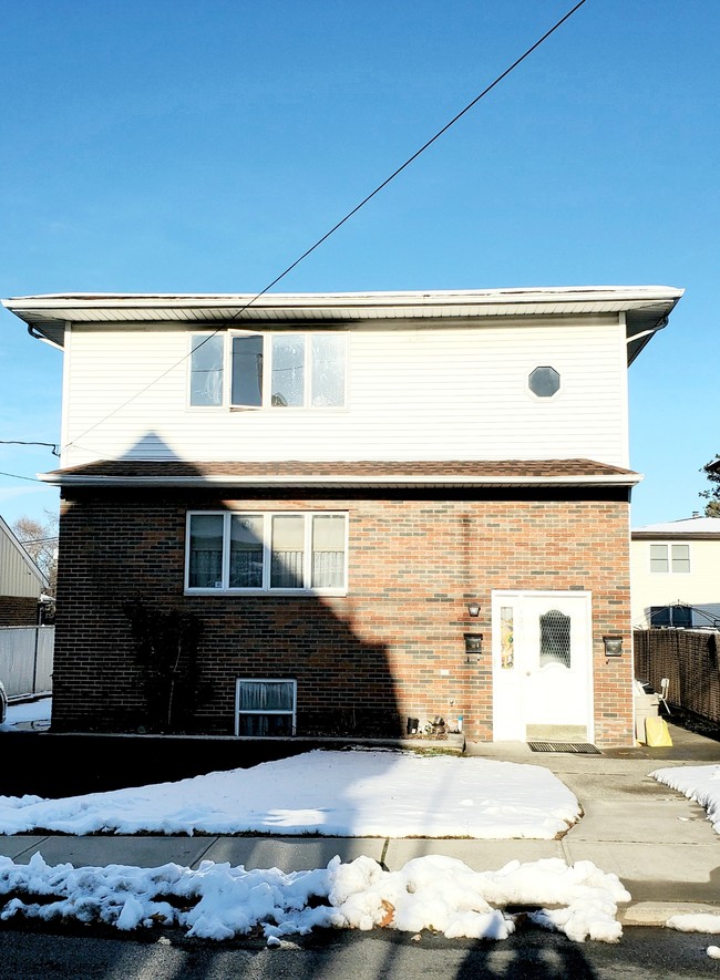 125 Liberty St, Unit 2