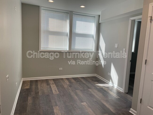 1935 S Jefferson St in Chicago, IL - Building Photo - Building Photo