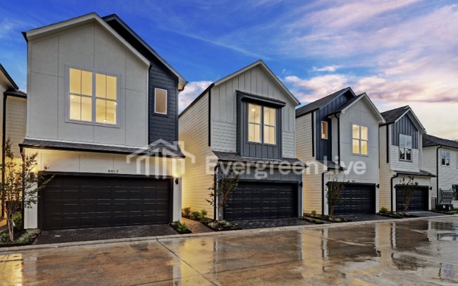 property at 2608 Upper Quinn Wy