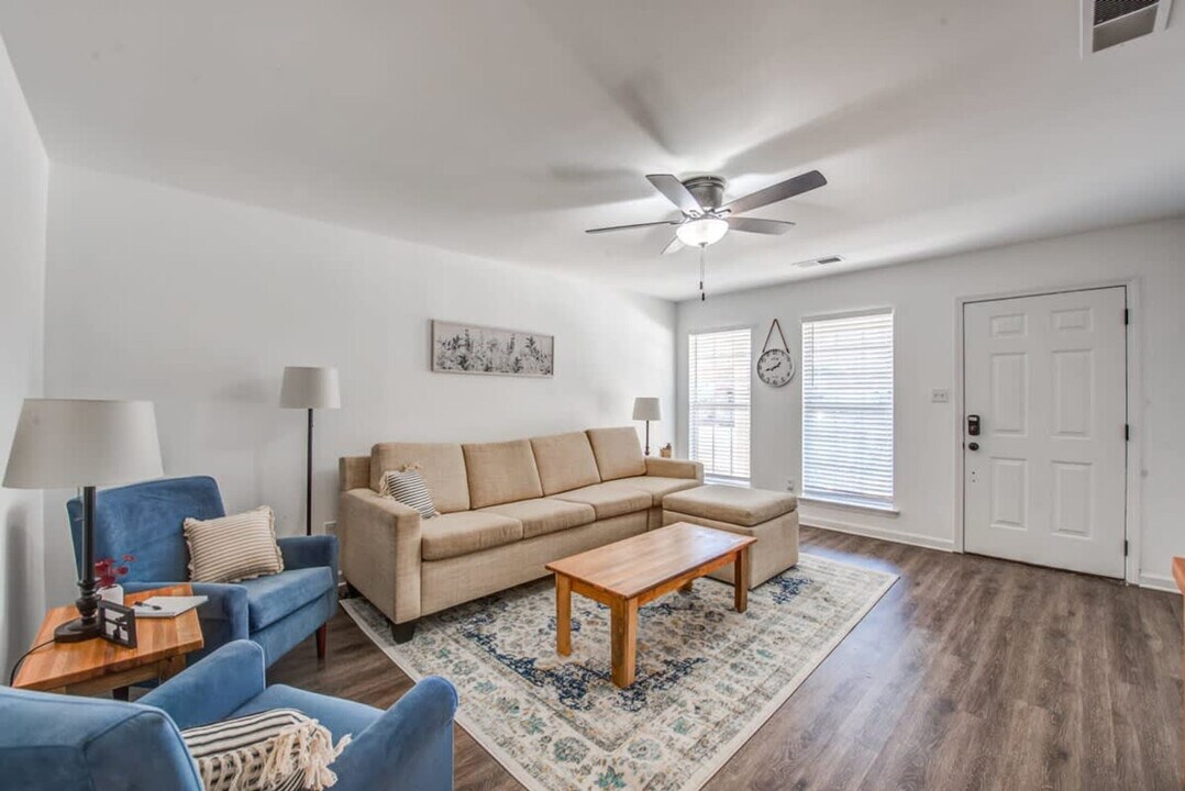 484 High Point Terrace-Unit -ID1043610P in Memphis, TN - Foto de edificio