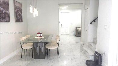 3318 W 106th Ter in Hialeah, FL - Building Photo - Building Photo