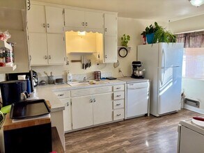 1619 W Olympia Dr in Boise, ID - Foto de edificio - Building Photo