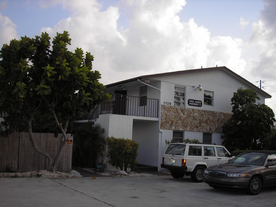 1139 19th Ave N in Lake Worth, FL - Building Photo