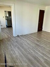 536 Alder St, Unit 2 in Scranton, PA - Building Photo - Building Photo