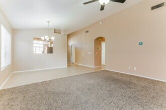 4853 E Harmony Ave in Mesa, AZ - Building Photo - Building Photo