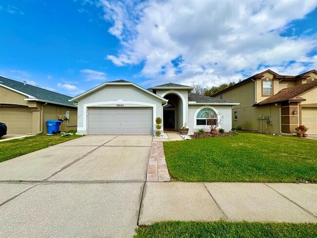 30643 Tremont Dr in Zephyrhills, FL - Building Photo - Building Photo