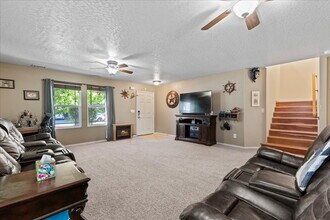 9737 W Mossywood Dr in Boise, ID - Building Photo - Building Photo