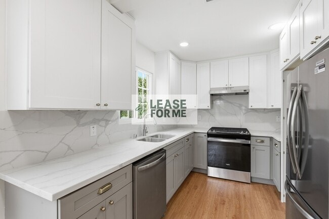 property at 5953 Guthrie Ave