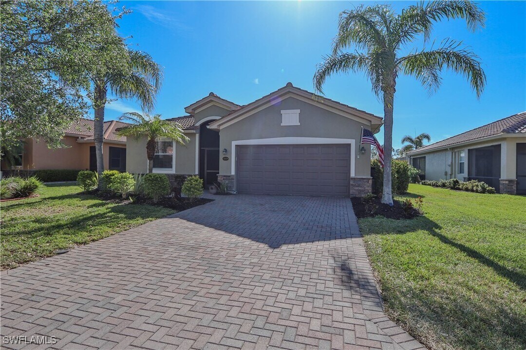 21129 Bella Terra Blvd in Estero, FL - Building Photo