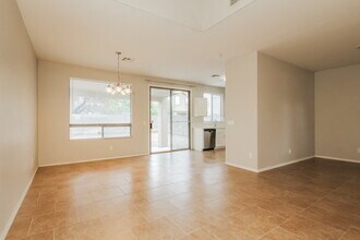 11414 W Apache St in Avondale, AZ - Building Photo - Building Photo