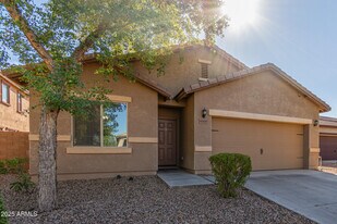 42429 Sussex Rd in Maricopa, AZ - Building Photo