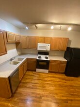 3019 Ellwood Ave, Unit A in Richmond, VA - Foto de edificio - Building Photo