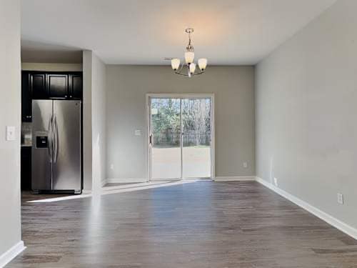 property at 515 Meadowbrook Dr