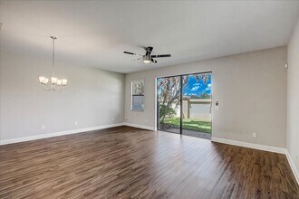 8028 Prestbury Dr in Orlando, FL - Building Photo - Building Photo