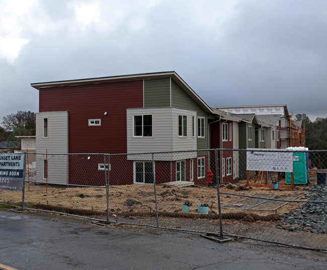 Trailside Terrace in Shingle Springs, CA - Foto de edificio - Building Photo