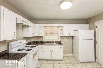2379 Perkerson Rd SW in Atlanta, GA - Building Photo - Building Photo