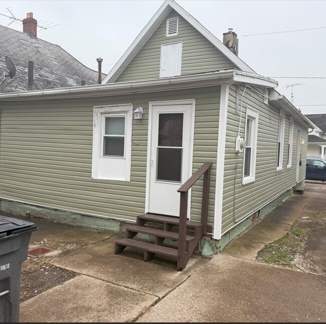319 Dexter St in Toledo, OH - Building Photo - Building Photo