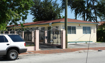 1331 SW 6th St in Miami, FL - Building Photo - Building Photo