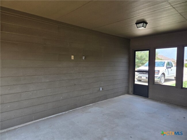 1054 Mellow Breeze in New Braunfels, TX - Building Photo - Building Photo