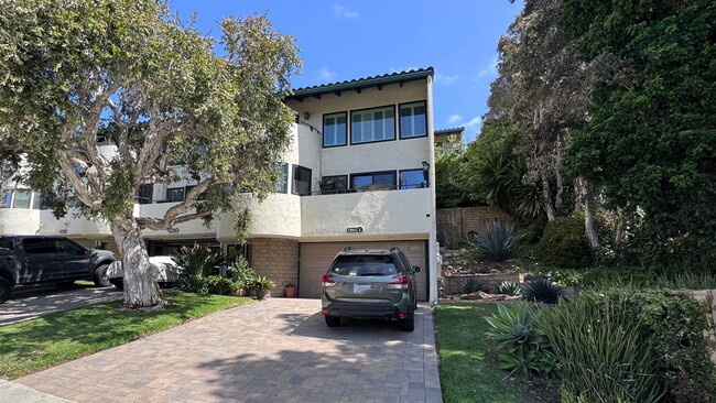 property at 7304 Alicante Rd
