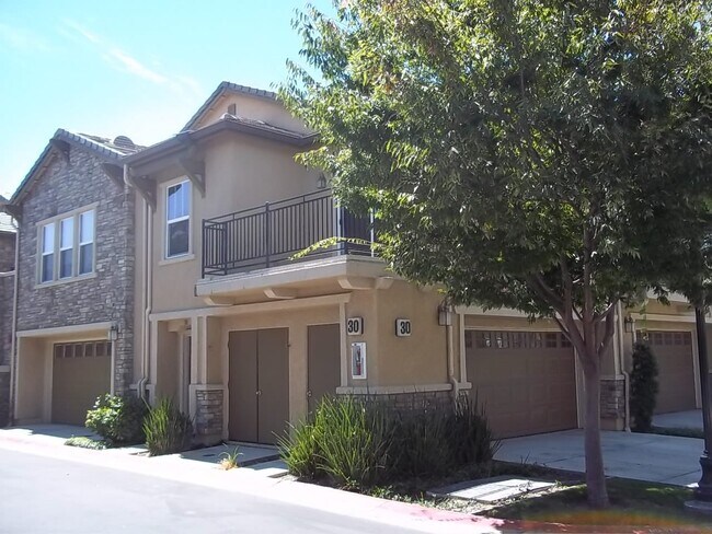 property at 3301 N Park Dr