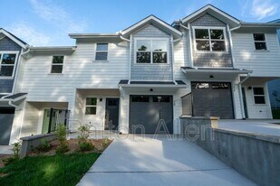 15 Bolton St in Asheville, NC - Building Photo