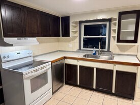 115 Vermont St, Unit #1 in Boston, MA - Building Photo