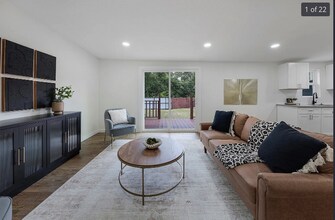 10913 Joaquin Dr in Dallas, TX - Building Photo - Building Photo