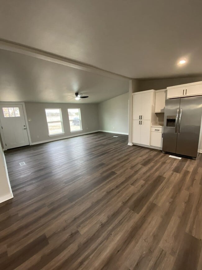 151 Sherwood Dr in Comfort, TX - Building Photo - Building Photo