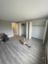 636 W Pickwick Ct, Unit GW in Mount Prospect, IL - Building Photo - Building Photo