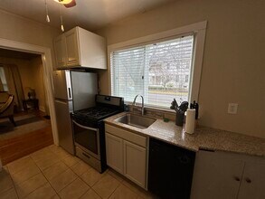 401 Dewitt St in Syracuse, NY - Building Photo - Building Photo