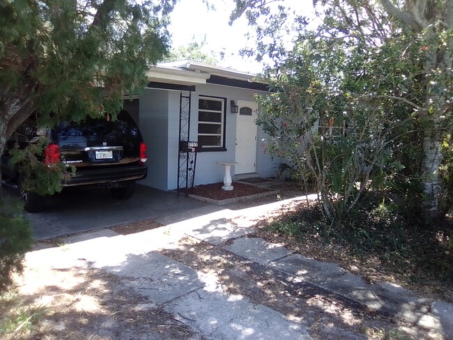 1705 Roslyn Ave in Bradenton, FL - Building Photo - Building Photo