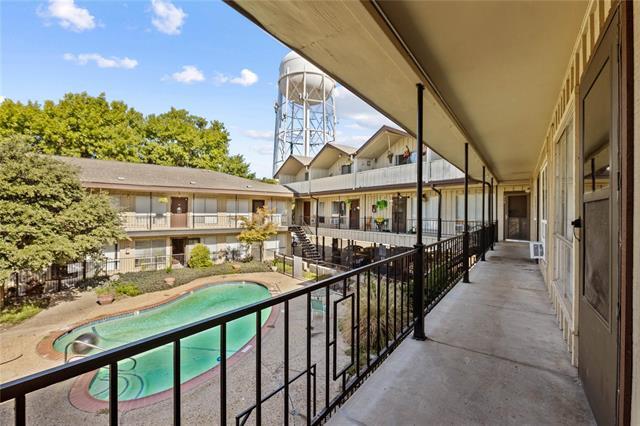 5000 Bowser Ave in Dallas, TX - Building Photo - Building Photo