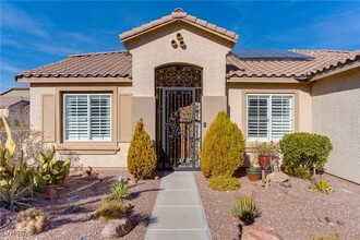 10708 Cliff Mountain Ave in Las Vegas, NV - Building Photo - Building Photo