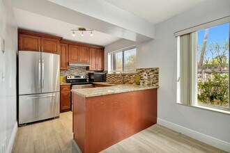 5264 Bosque Ln in West Palm Beach, FL - Building Photo - Building Photo