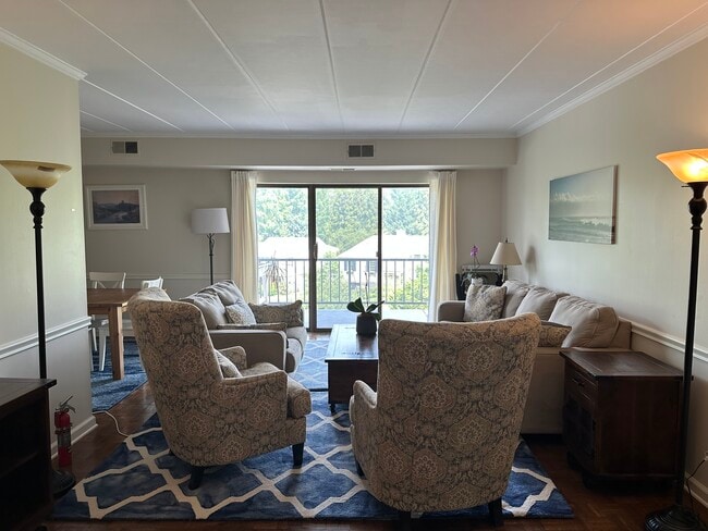 property at 601 Montgomery Ave