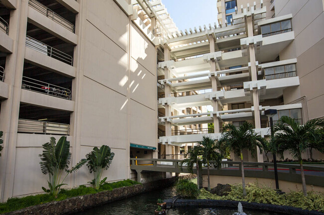 2333 Kapiolani Blvd, Unit Marco Polo in Honolulu, HI - Building Photo - Building Photo