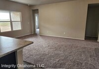 11608 NW 95th St photo'