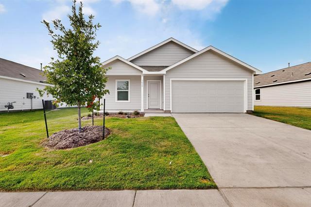 1613 Baugh St in McKinney, TX - Building Photo