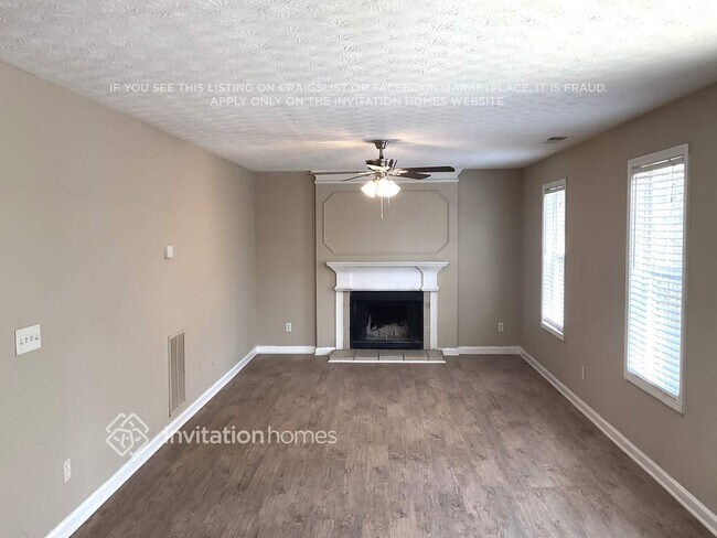 2544 Tolliver Dr in Ellenwood, GA - Foto de edificio - Building Photo