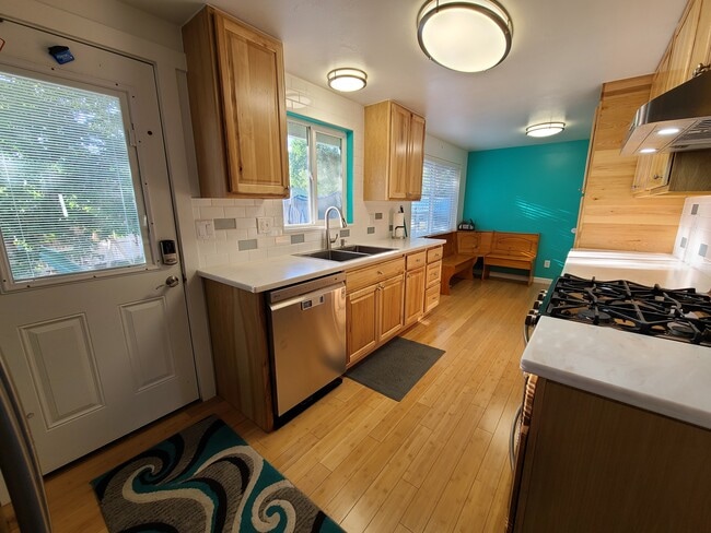 1353 Scenic View Ln in Price, UT - Building Photo - Building Photo