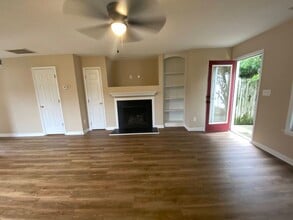 5723 Osprey Cove Dr in Raleigh, NC - Building Photo - Building Photo