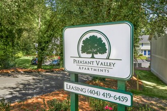 Pleasant Valley Aparments in Griffin, GA - Building Photo - Building Photo